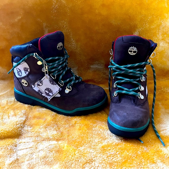 Big Kids Timberland Boots - Picture 1 of 2